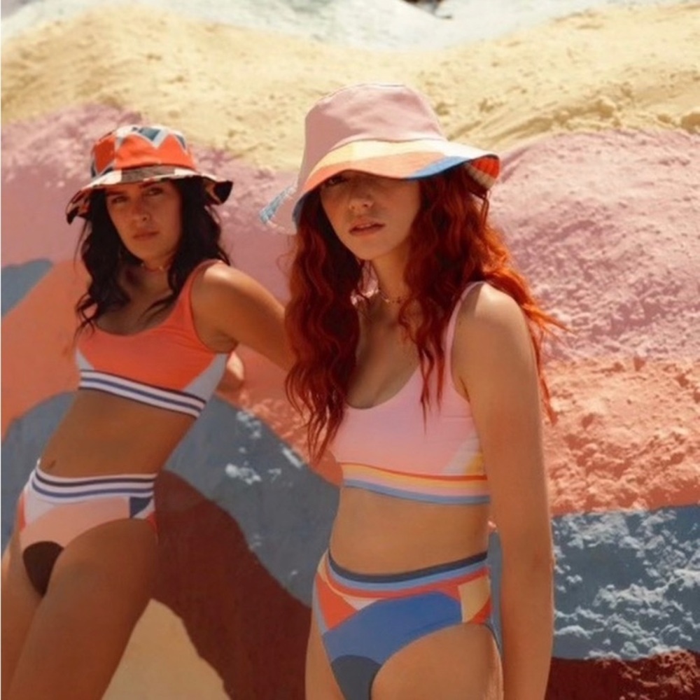Palo Rosa x A Lot Studio.  NWT Bucket Hat. Size Small